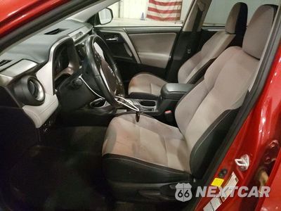 Zdjęcie 7 z 13 samochodu: 2017 TOYOTA RAV4 XLE VIN:JTMRFREV2HJ173801 - miniatura