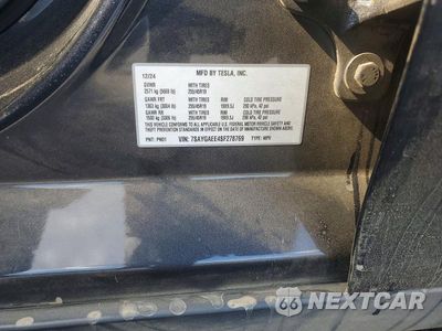 Zdjęcie 14 z 14 samochodu: 2025 TESLA MODEL Y VIN:7SAYGAEE4SF278769 - miniatura