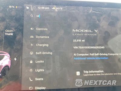 Zdjęcie 9 z 12 samochodu: 2025 TESLA MODEL Y VIN:7SAYGDED9SA352340 - miniatura