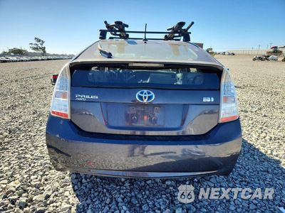 Zdjęcie 6 z 12 samochodu: 2011 TOYOTA PRIUS THREE VIN:JTDKN3DUXB0313701 - miniatura
