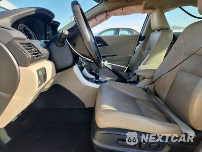 Zdjęcie 7 z 12 samochodu: 2013 HONDA ACCORD TOURING VIN:1HGCR3F99DA034899 - miniatura