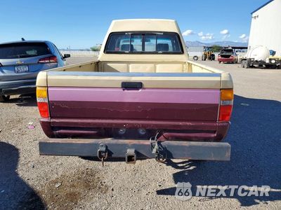 Zdjęcie 6 z 12 samochodu: 1986 TOYOTA PICKUP RN63 STD VIN:JT4RN63R7G0074158 - miniatura