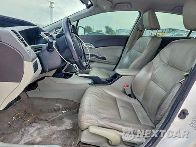 Zdjęcie 7 z 12 samochodu: 2012 HONDA CIVIC HYB 4D L VIN:JHMFB4F31CS007298 - miniatura