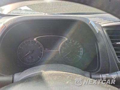 Zdjęcie 9 z 12 samochodu: 2017 NISSAN PATHFINDER SV VIN:5N1DR2MM4HC605449 - miniatura