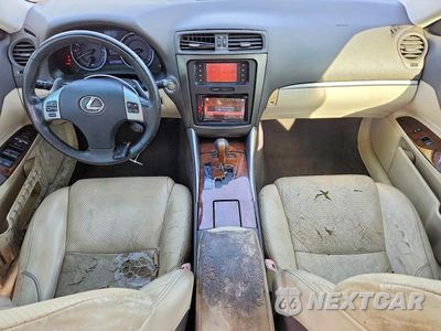 Zdjęcie 8 z 13 samochodu: 2011 LEXUS IS 250 BASE VIN:JTHBF5C28B2101164 - miniatura