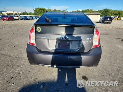 Zdjęcie 6 z 12 samochodu: 2014 TOYOTA PRIUS TWO VIN:JTDKN3DU2E1819585 - miniatura