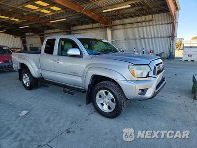 Czwarte zdjęcie samochodu z boku: 2012 TOYOTA TACOMA PRERUNNER ACCESS CAB VIN:5TFTU4GN1CX016651 - miniatura