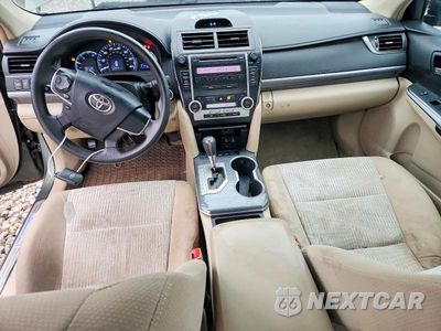 Zdjęcie 8 z 12 samochodu: 2012 TOYOTA CAMRY HYBRID LE VIN:4T1BD1FK4CU029070 - miniatura