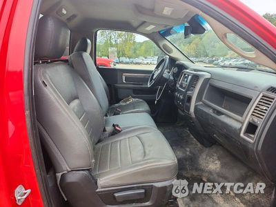 Zdjęcie 10 z 12 samochodu: 2018 RAM 2500 ST VIN:3C6LR4AT4JG282229 - miniatura