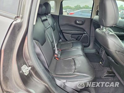 Zdjęcie 10 z 12 samochodu: 2018 JEEP COMPASS LATITUDE VIN:3C4NJDBB8JT355592 - miniatura