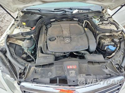 Zdjęcie 11 z 12 samochodu: 2013 MERCEDES-BENZ E 350 4MATIC VIN:WDDHF8JB8DA739395 - miniatura