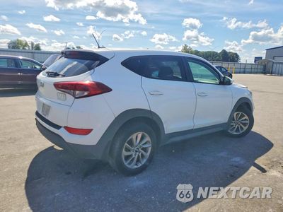 Trzecie zdjęcie samochodu z tyłu: 2017 HYUNDAI TUCSON SE VIN:KM8J23A49HU506783 - miniatura