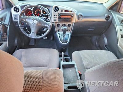 Zdjęcie 8 z 13 samochodu: 2005 TOYOTA MATRIX XR VIN:2T1KR32E55C551868 - miniatura