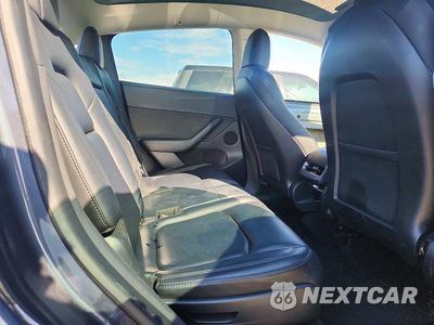 Zdjęcie 10 z 13 samochodu: 2022 TESLA MODEL Y VIN:7SAYGAEE8NF420335 - miniatura