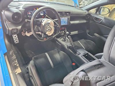 Zdjęcie 8 z 13 samochodu: 2023 TOYOTA GR 86 PREMIUM VIN:JF1ZNBE17P9759326 - miniatura