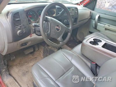 Zdjęcie 8 z 12 samochodu: 2014 GMC SIERRA DUMP TRUCK VIN:1GD322CG0EF144319 - miniatura