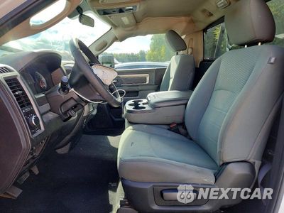 Zdjęcie 7 z 13 samochodu: 2019 RAM 1500 CLASSIC TRADESMAN VIN:3C6JR6DTXKG527809 - miniatura