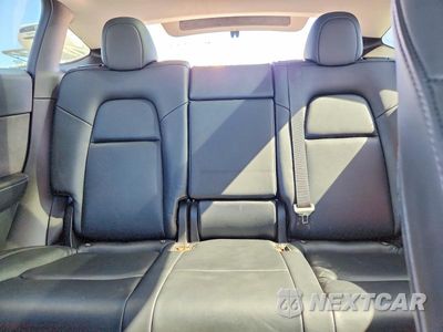 Zdjęcie 10 z 14 samochodu: 2022 TESLA MODEL Y VIN:7SAYGDEE3NF361616 - miniatura