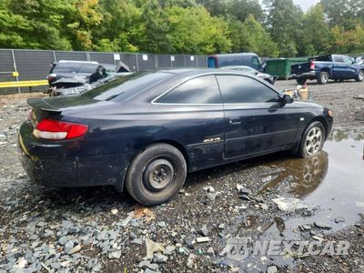 Trzecie zdjęcie samochodu z tyłu: 2000 TOYOTA CAMRY SOLARA SLE V6 VIN:2T1CF28P1YC302889 - miniatura