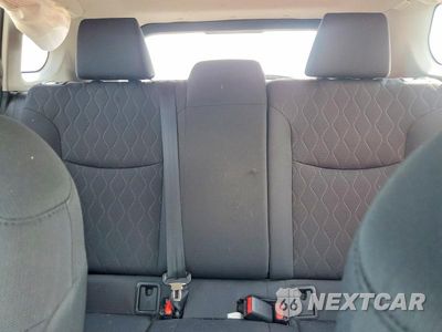 Zdjęcie 10 z 13 samochodu: 2022 TOYOTA COROLLA CROSS LE VIN:7MUCAABG2NV002899 - miniatura