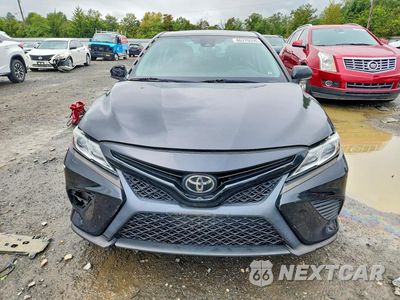 Piąte zdjęcie samochodu w środku: 2020 TOYOTA CAMRY SE VIN:4T1G11AK7LU345942 - miniatura