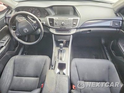 Zdjęcie 8 z 12 samochodu: 2015 HONDA ACCORD SPORT VIN:1HGCR2F50FA066845 - miniatura
