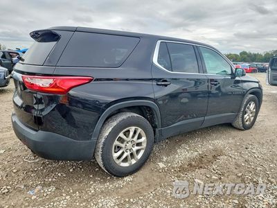 Trzecie zdjęcie samochodu z tyłu: 2020 CHEVROLET TRAVERSE LS VIN:1GNERFKW4LJ299000 - miniatura