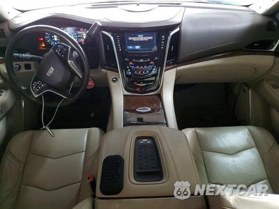 Zdjęcie 8 z 13 samochodu: 2017 CADILLAC ESCALADE ESV VIN:1GYS3GKJ1HR195395 - miniatura