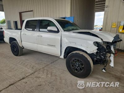Czwarte zdjęcie samochodu z boku: 2022 TOYOTA TACOMA SR5 V6 VIN:3TMAZ5CN5NM187724 - miniatura