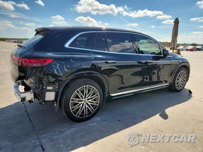Trzecie zdjęcie samochodu z tyłu: 2023 MERCEDES-BENZ EQS SUV 580 4MATIC VIN:4JGDM4EB7PA015411 - miniatura