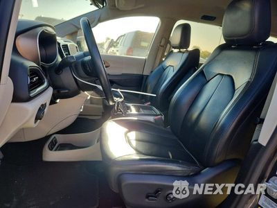 Zdjęcie 7 z 13 samochodu: 2017 CHRYSLER PACIFICA TOURING L VIN:2C4RC1BG6HR510059 - miniatura
