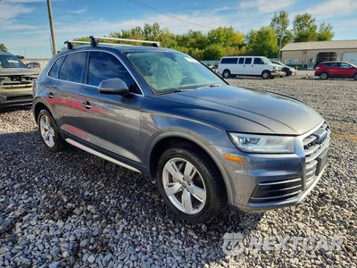 Czwarte zdjęcie samochodu z boku: 2018 AUDI Q5 PREMIUM PLUS VIN:WA1BNAFY3J2107413 - miniatura