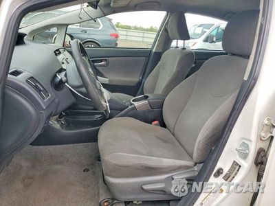 Zdjęcie 7 z 12 samochodu: 2015 TOYOTA PRIUS THREE VIN:JTDKN3DU7F0425197 - miniatura