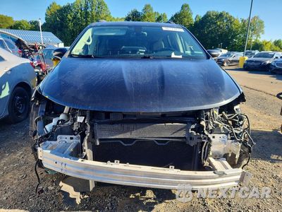 Piąte zdjęcie samochodu w środku: 2017 CHRYSLER PACIFICA TOURING L VIN:2C4RC1BGXHR524370 - miniatura