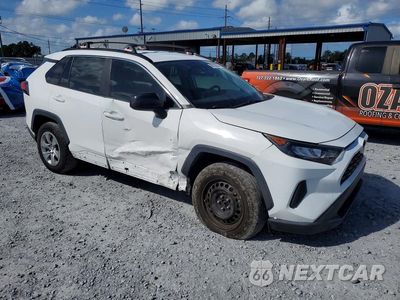 Czwarte zdjęcie samochodu z boku: 2021 TOYOTA RAV4 LE VIN:2T3H1RFV7MW105644 - miniatura