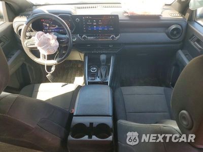 Zdjęcie 8 z 12 samochodu: 2024 CHEVROLET COLORADO VIN:1GCPTBEK1R1300052 - miniatura