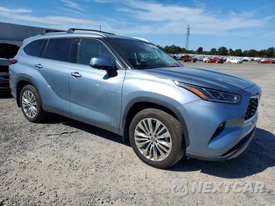Czwarte zdjęcie samochodu z boku: 2024 TOYOTA HIGHLANDER HYBRID PLATINUM VIN:5TDEBRCH9RS645245 - miniatura
