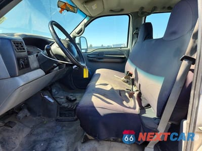 Zdjęcie 7 z 13 samochodu: 2002 FORD F350 SRW SUPER DUTY VIN:1FTSW31L62EB00367 - miniatura