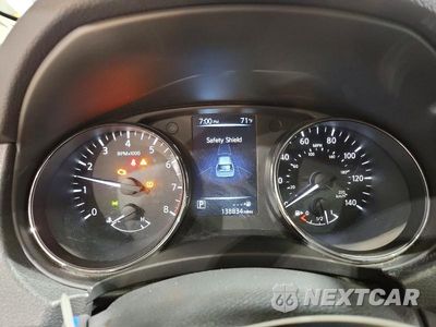Zdjęcie 9 z 13 samochodu: 2017 NISSAN ROGUE SL VIN:5N1AT2MVXHC811677 - miniatura