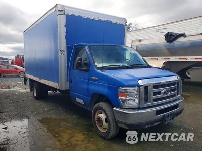 Czwarte zdjęcie samochodu z boku: 2019 FORD E450 BOX TRUCK VIN:1FDXE4FS7KDC39326 - miniatura