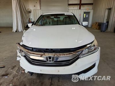 Piąte zdjęcie samochodu w środku: 2017 HONDA ACCORD LX VIN:1HGCR2F39HA010405 - miniatura