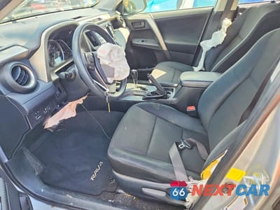 Zdjęcie 7 z 12 samochodu: 2015 TOYOTA RAV4 LE VIN:JTMBFREV2FJ050238 - miniatura