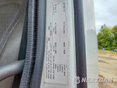Zdjęcie 13 z 14 samochodu: 2023 VOLVO VNL TRUCK CAB AND CHASSIS VIN:4V4NC9EH5PN337085 - miniatura
