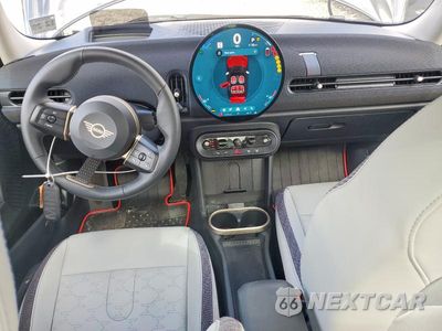 Zdjęcie 8 z 13 samochodu: 2025 MINI COOPER S VIN:WMW53GD05S2W37003 - miniatura