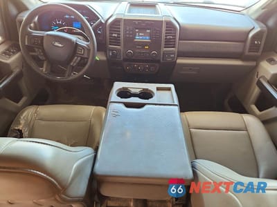 Zdjęcie 8 z 12 samochodu: 2019 FORD F350 SUPER DUTY VIN:1FT8W3B61KEC96897 - miniatura