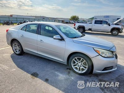 Czwarte zdjęcie samochodu z boku: 2015 CHEVROLET MALIBU 1LT VIN:1G11C5SL5FF215131 - miniatura