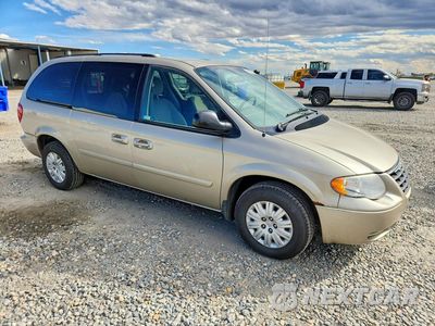 Czwarte zdjęcie samochodu z boku: 2007 CHRYSLER TOWN & COUNTRY LX VIN:2A4GP44R37R246478 - miniatura