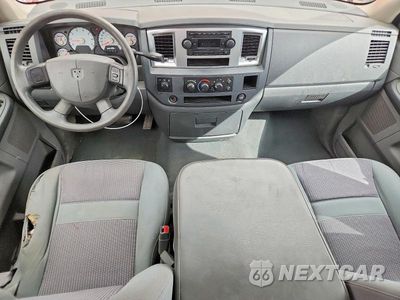 Zdjęcie 8 z 12 samochodu: 2007 DODGE RAM 1500 ST VIN:1D7HU18297J590678 - miniatura