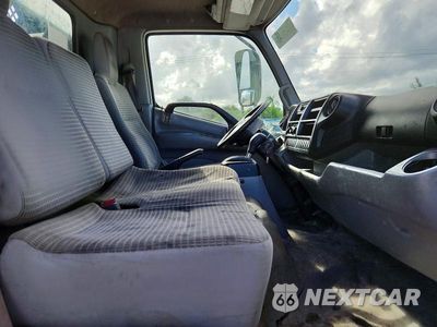 Zdjęcie 11 z 13 samochodu: 2015 HINO 195 - FLAT BED TRUCK VIN:JHHSDM2H2FK002575 - miniatura