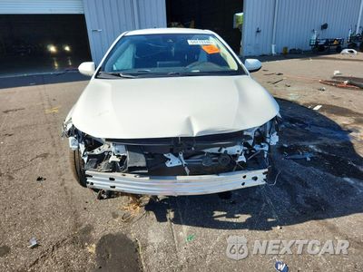 Piąte zdjęcie samochodu w środku: 2022 TOYOTA COROLLA LE VIN:JTDEAMDE3NJ051686 - miniatura